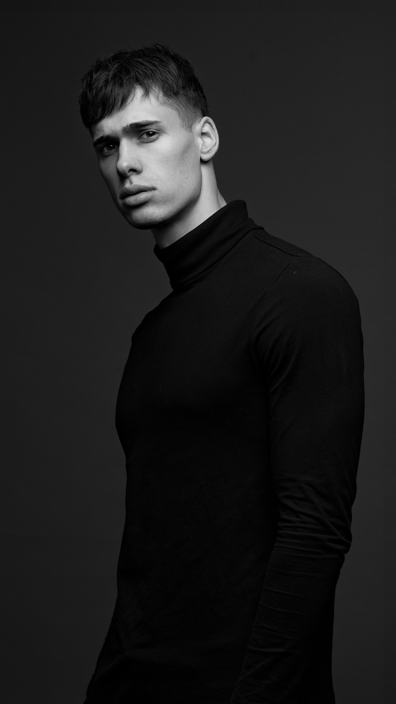 studio beauty fashion portrait